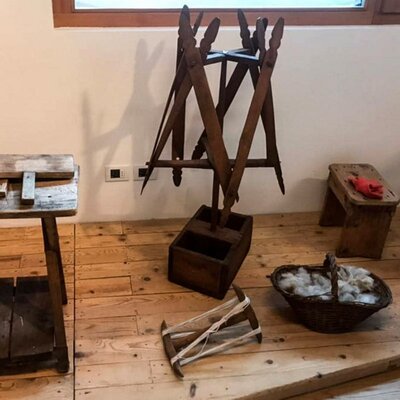 Arredamento del museo della casa Clautana